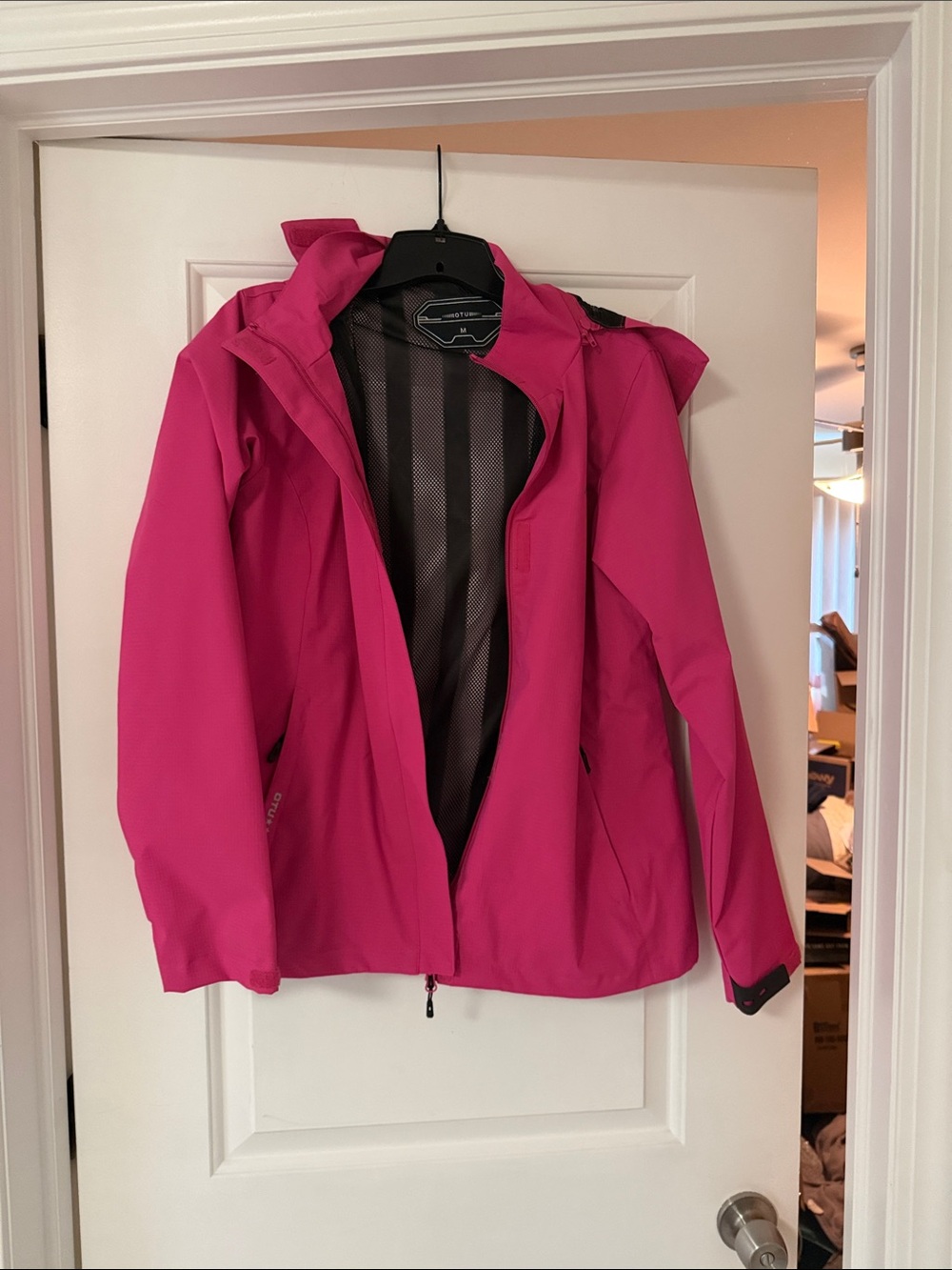 Women's light weight rain jacket  - Hot Pink